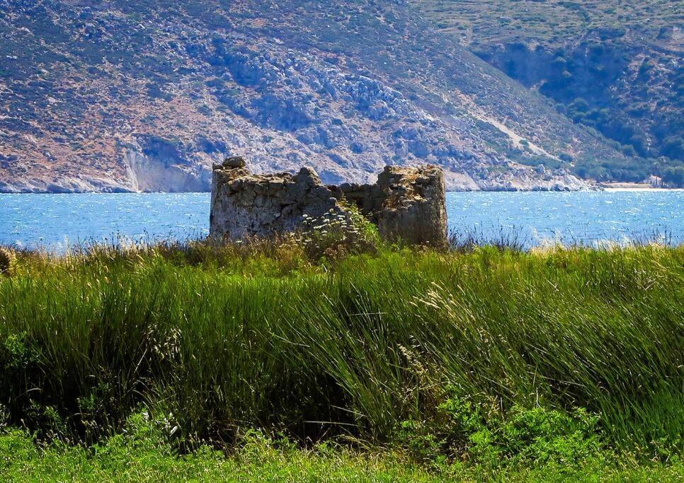 Villa Rania: Ευάερη Βίλα Με Θέα Τη Θάλασσα ليكسوري المظهر الخارجي الصورة