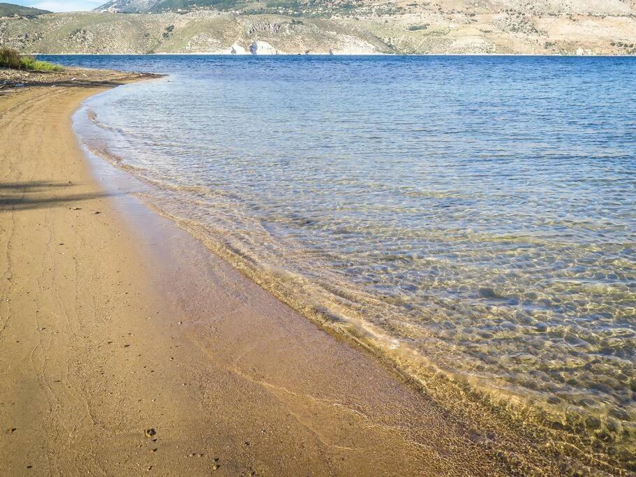 Villa Rania: Ευάερη Βίλα Με Θέα Τη Θάλασσα ليكسوري المظهر الخارجي الصورة