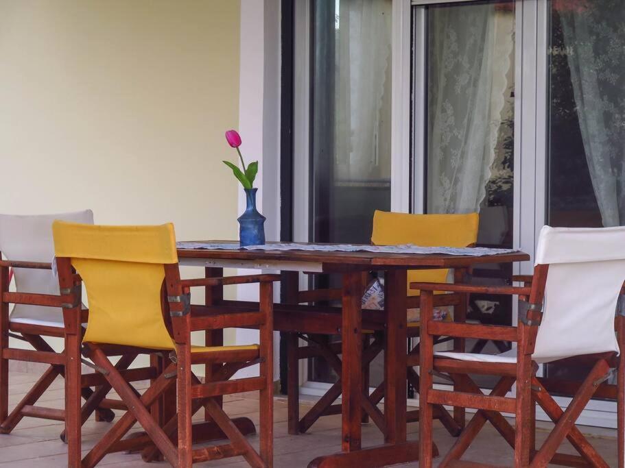 Villa Rania: Ευάερη Βίλα Με Θέα Τη Θάλασσα ليكسوري المظهر الخارجي الصورة