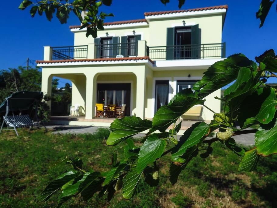 Villa Rania: Ευάερη Βίλα Με Θέα Τη Θάλασσα ليكسوري المظهر الخارجي الصورة